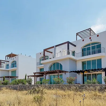Case de vacanță Joya Cyprus Azure Oceanview Penthouse *